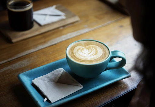 上海娱乐网：The blend of tradition and fashion in Shanghai's tea houses