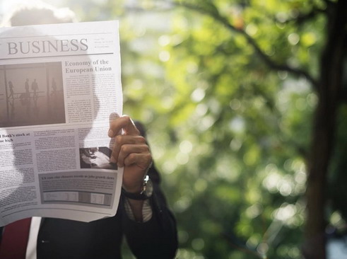 爱上海：Dreamlike Light Show： Experience the wonderful charm of night Shanghai!